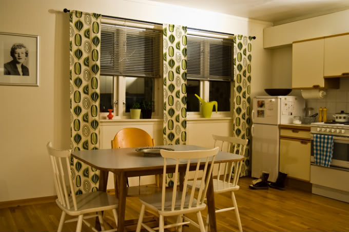 cool-simple-kitchen-curtains Kitchen Window's Curtain For Privacy And Decoration