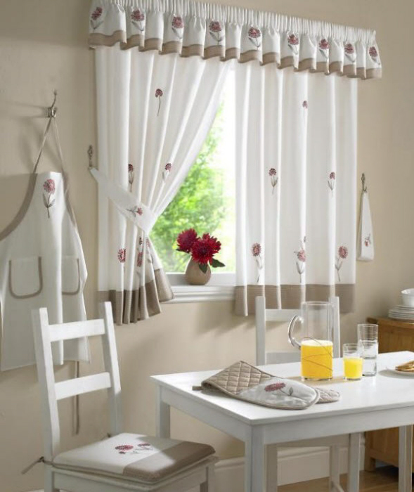 Kitchen Window's Curtain For Privacy And Decoration 11 l_somerst- kitchen curtains_000