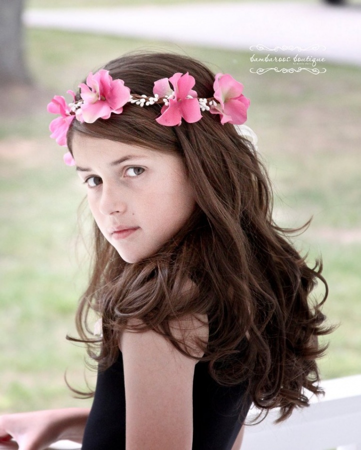 pink-crown 50 Gorgeous Kids Hair Accessories and Hairstyles