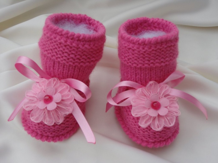 pink.2 TOP 10 Stylish Baby Girls Shoes Fashion