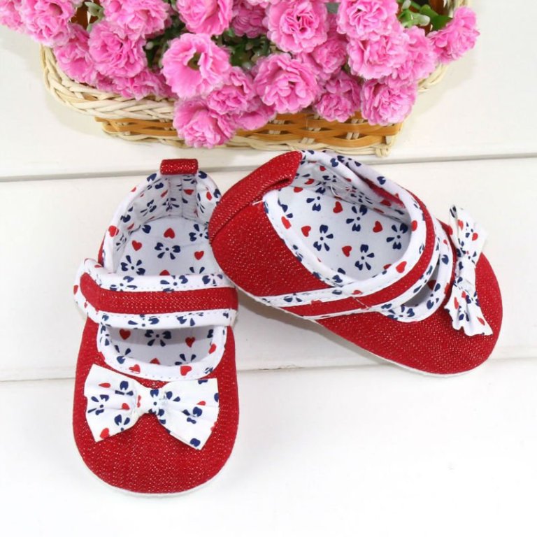 red1 TOP 10 Stylish Baby Girls Shoes Fashion