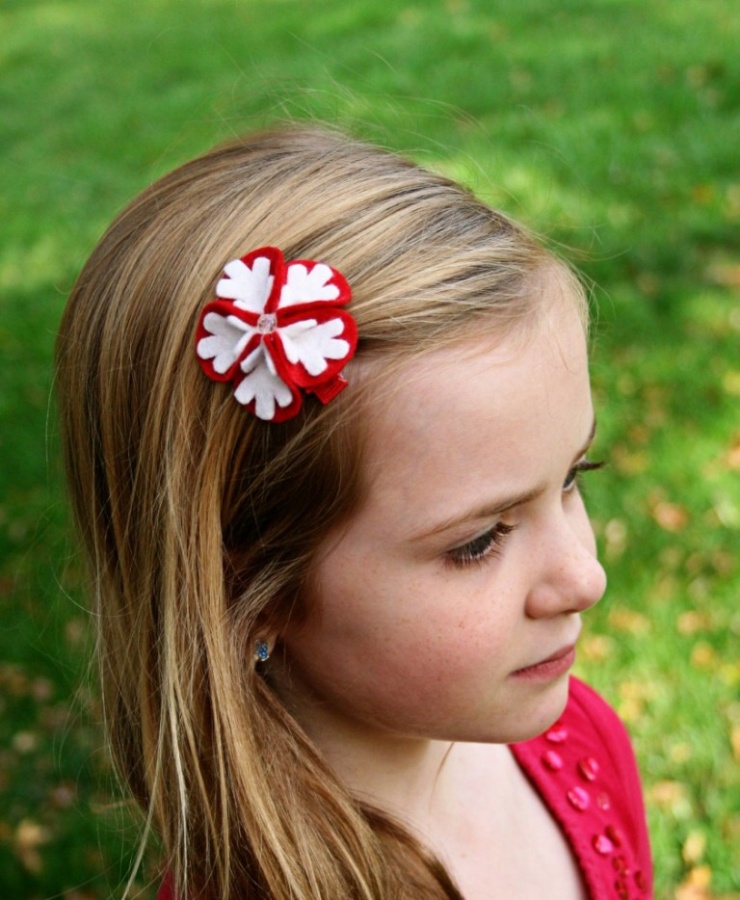snowflake-bloom-felt-clip 50 Gorgeous Kids Hair Accessories and Hairstyles
