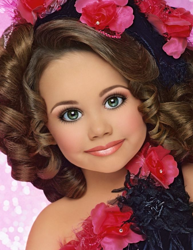 Latest Make Up Art For Kids 8 tiara5