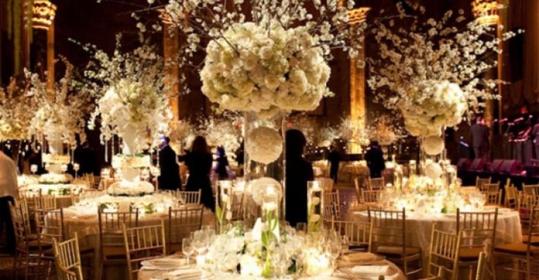 winter wedding centerpieces 1 50 Fabulous and Breathtaking Wedding Centerpieces - tables 1