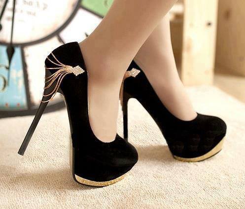 1006143_385016424933064_1460720263_n Elegant Collection Of High-Heeled Shoes For Women