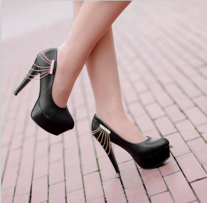 1017538_385181411583232_629597077_n Elegant Collection Of High-Heeled Shoes For Women