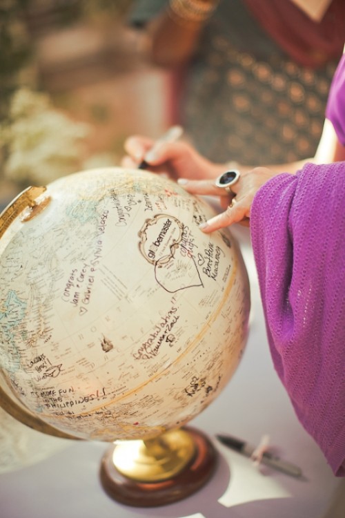 Unique And Creative Guest Book Ideas For Your Wedding Day 18 35-non-traditional-and-creative-wedding-guest-book-ideas-13-500x750