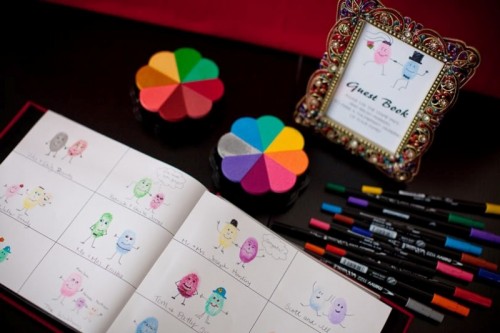 Unique And Creative Guest Book Ideas For Your Wedding Day 16 35-non-traditional-and-creative-wedding-guest-book-ideas-8-500x333