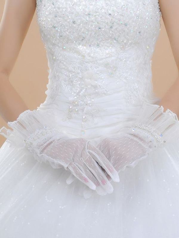 BG1009 35 Elegant Design Of Bridal Gloves And Tips On Wearing It In Your Wedding