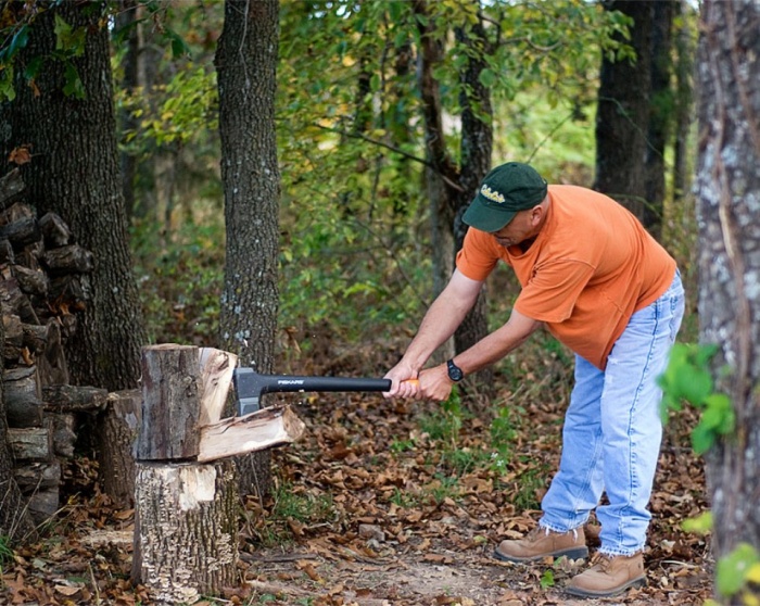 10 MMA Workouts to Achieve Fitness 24 Splitting Fire Wood