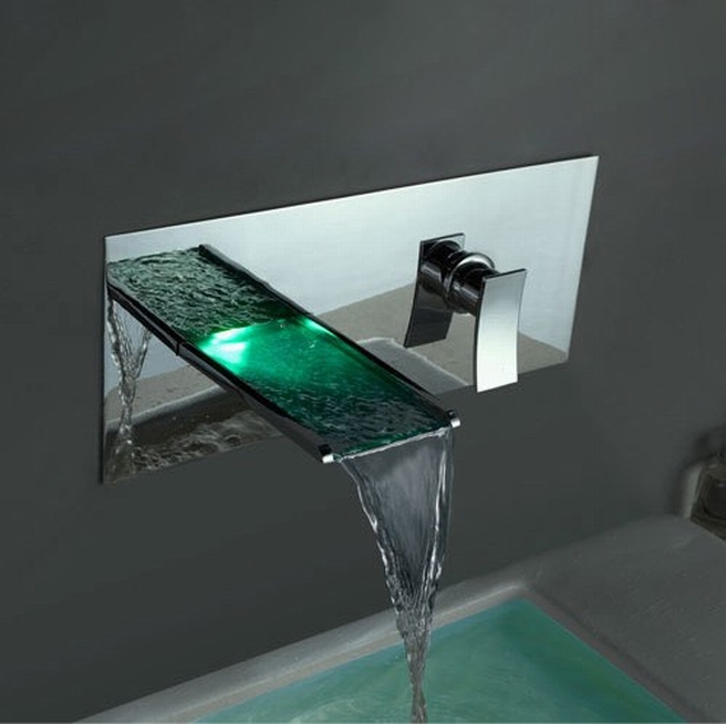 Stunning-Contemporary-Waterfall-Bathroom-Faucets