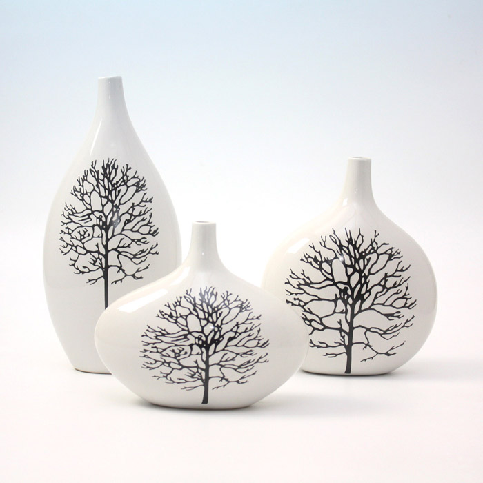 Three-Wheelthrown-Handmade-Ceramic-Vase 35 Designs Of Ceramic Vases For Your Home Decoration