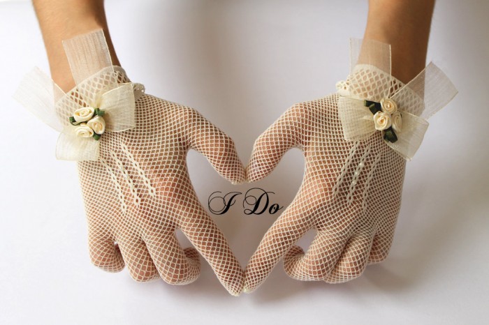 35 Elegant Design Of Bridal Gloves And Tips On Wearing It In Your Wedding 18 il_fullxfull.340267668