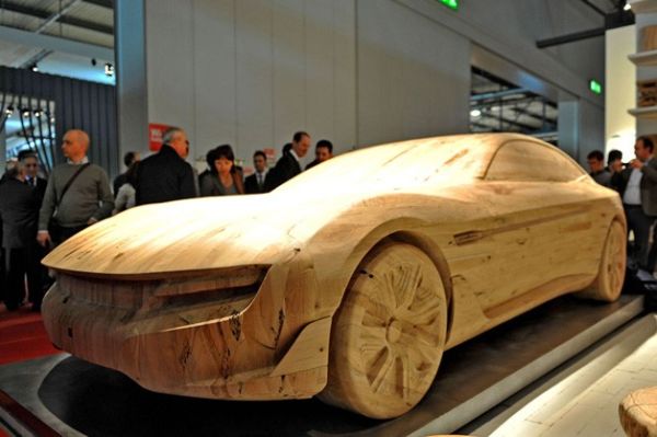 pininfarina_cambiano_carved_from_wood_xvuxg 24 Amazing Wooden Installations Art