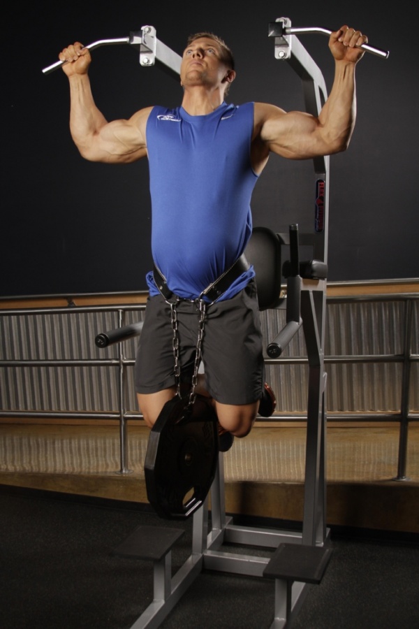 10 MMA Workouts to Achieve Fitness 33 pull ups