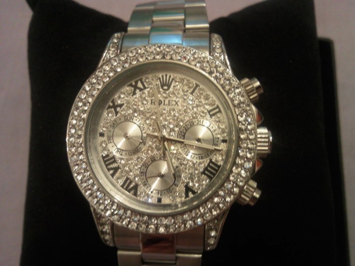 111210071113xn166kkc6p6pps1s 24 Most Luxury Watches For Women And How To Choose The Perfect One?!