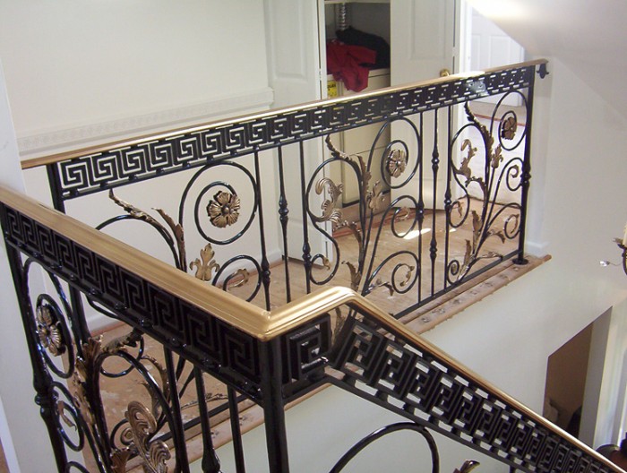 1_wrought-iron-handrail-designs Decorate Your Staircase Using These Amazing Railings