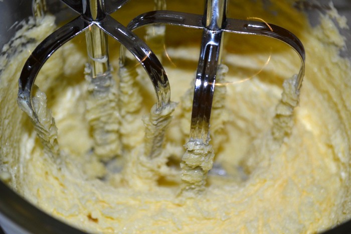 Learn to Make Oreo Cookies on Your Own 15 1mangocups-batter_thestart_creamingbutterandsugar