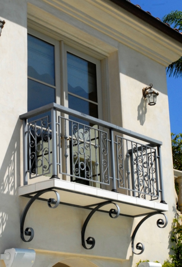 2-balcony-juliette-wrought-iron-porch-steel-balcony 60+ Best Railings Designs for a Catchier Balcony