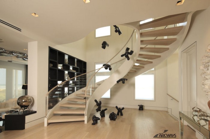 Decorate Your Staircase Using These Amazing Railings 22 372