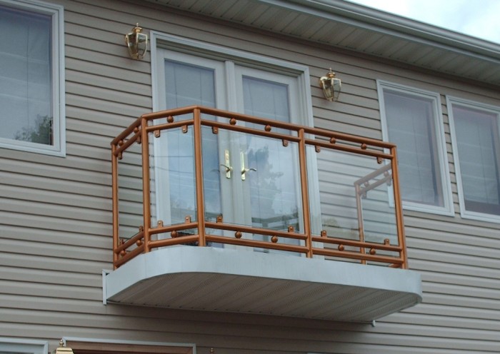 60+ Best Railings Designs for a Catchier Balcony | Pouted.com