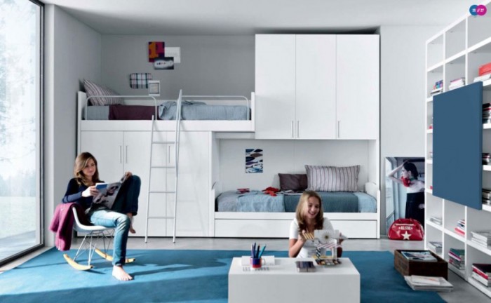 Blue-and-White-Teenager-Room-with-Modern-Bunkbeds-Blue-and-White-Teenager-Room-with-Modern-Bunkbeds Make Your Children's Bedroom Larger Using Bunk Beds