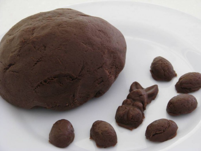 Learn to Make Oreo Cookies on Your Own 13 Chocolate-Play-Dough-1