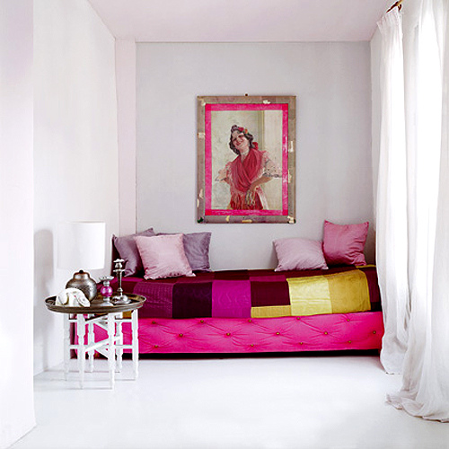 Colorful-Paint-Design Get A Delight Interior By Applying Some Colorful Designs