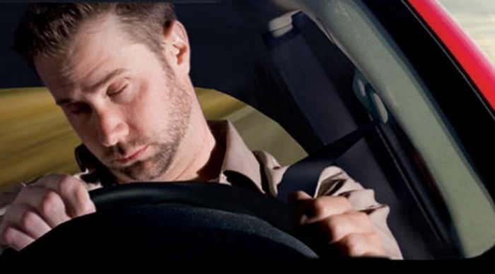 Drowsy Driver Image1 e1366833000870 10 Tips To Stay Awake While Driving For Long Distances - sleeping while driving 1