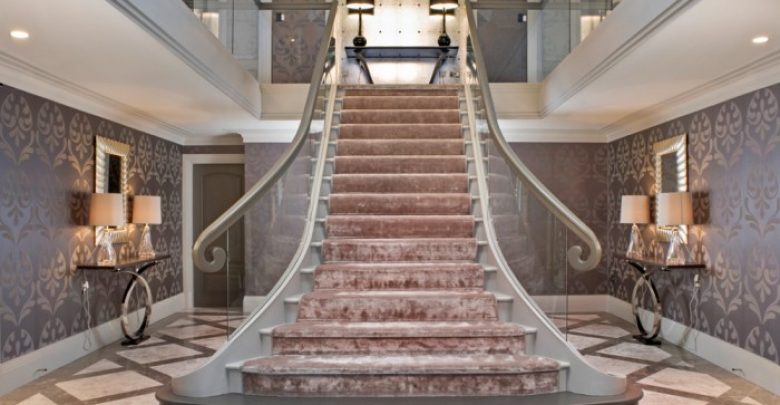 Grand Staircase private hou Make Your Home Look Like a Palace - large stairs 1