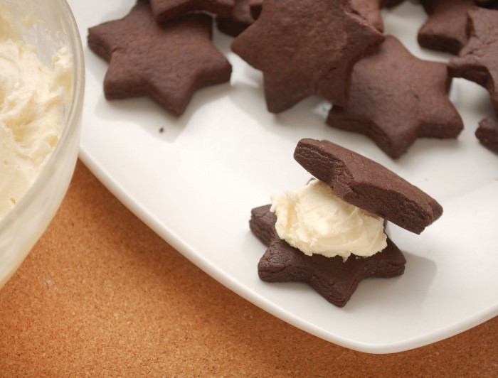 Learn to Make Oreo Cookies on Your Own 28 Make-Homemade-Oreos-with-Dutch-Cocoa-Powder-Step-14