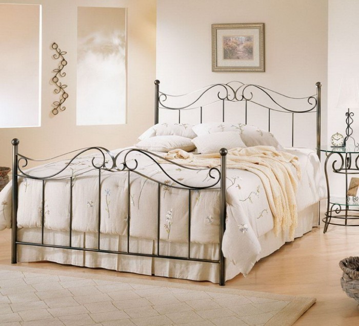 Master-Bedroom-Ideas-Luxury-Metal-Bed-Frame Luxury Designs For Beds Made Of Metal