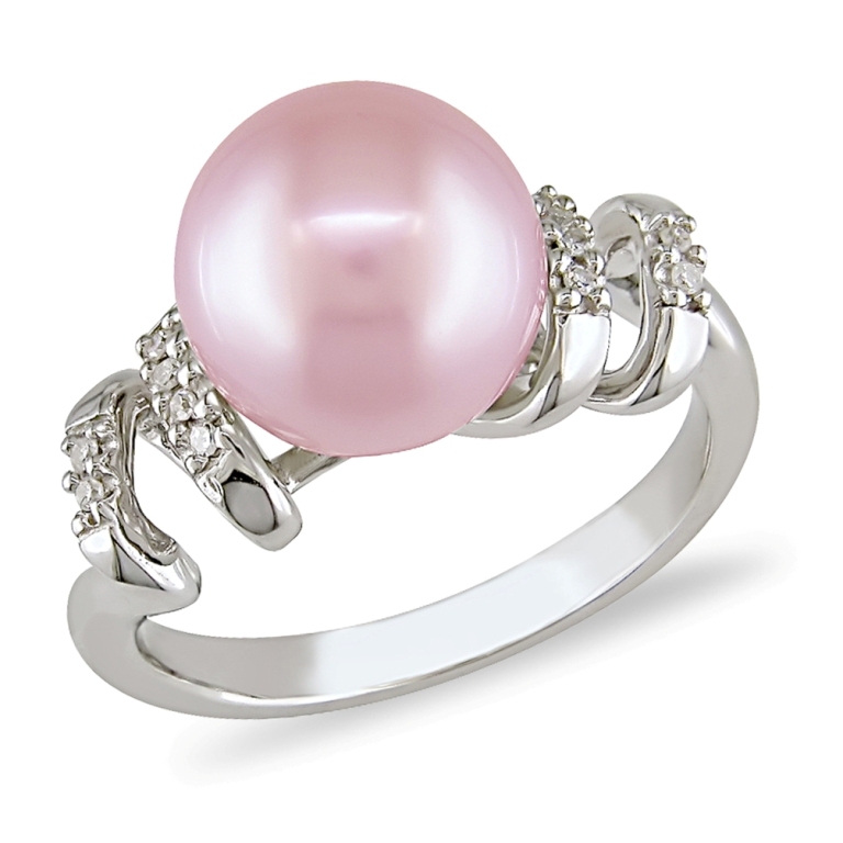 7 Tips to Read Your Man's Mind and Control Him 9 Pink-Pearl-and-0.05-ct-Diamond-Ring