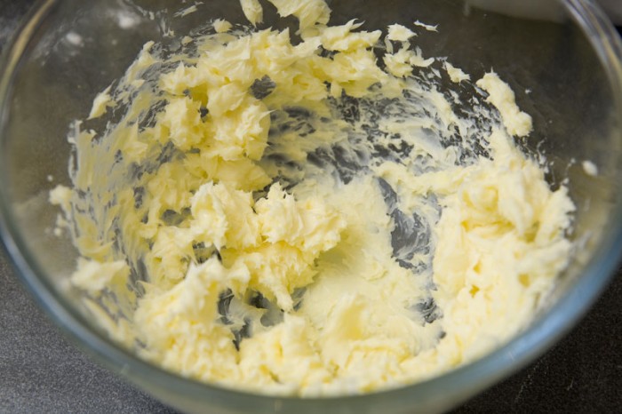 Learn to Make Oreo Cookies on Your Own 6 Vanilla-and-Strawberry-Cupcakes-whipped-butter