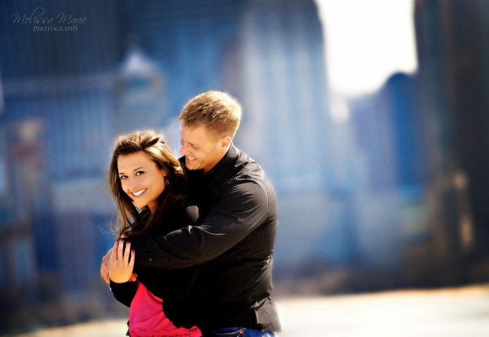 city-hugging-1024x707 7 Tips to Read Your Man's Mind and Control Him