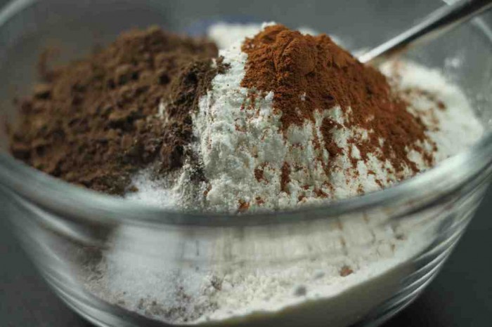 Learn to Make Oreo Cookies on Your Own 10 cocoa-flour-cinnamon-salt