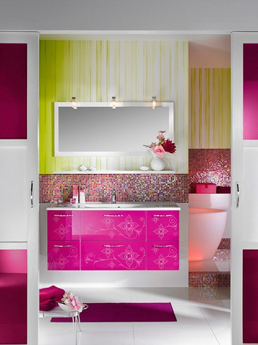 colorful-interior-design-for-bathroom Get A Delight Interior By Applying Some Colorful Designs