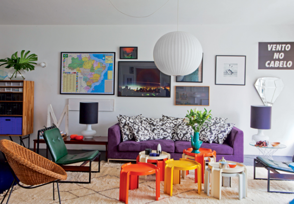 Get A Delight Interior By Applying Some Colorful Designs 12 colorful-living-room-inspirations-1