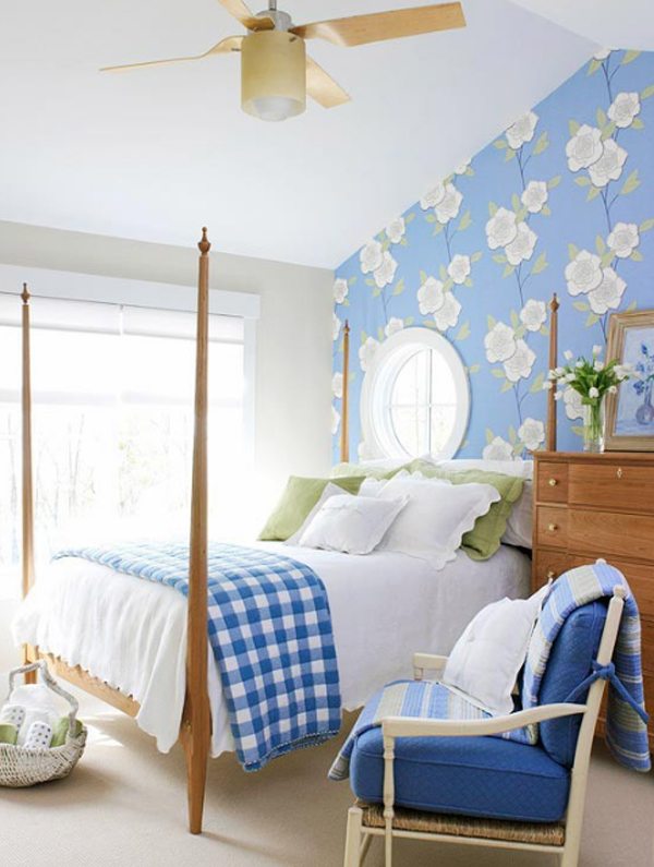 cool-floral-bedroom-decorating-ideas Tips On Choosing Wallpaper For Your Bedroom