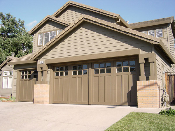 custom-garage-door-1