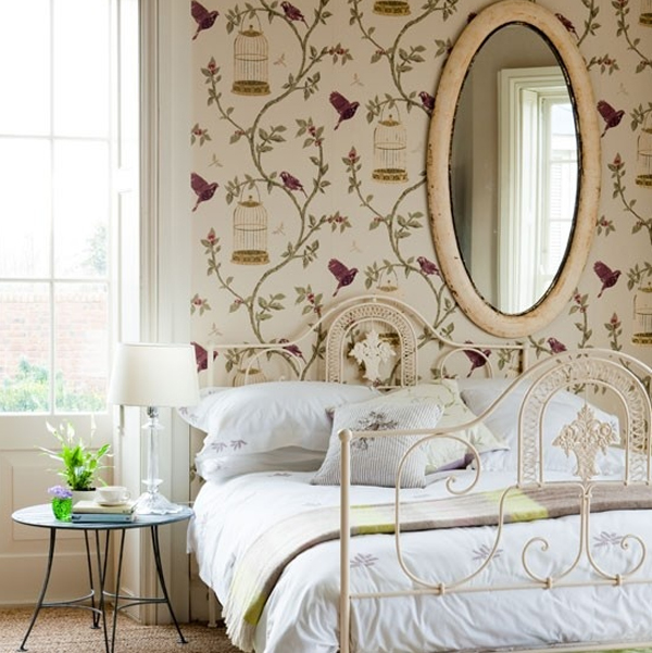 floral-bedroom-design-with-wallpaper-theme Tips On Choosing Wallpaper For Your Bedroom