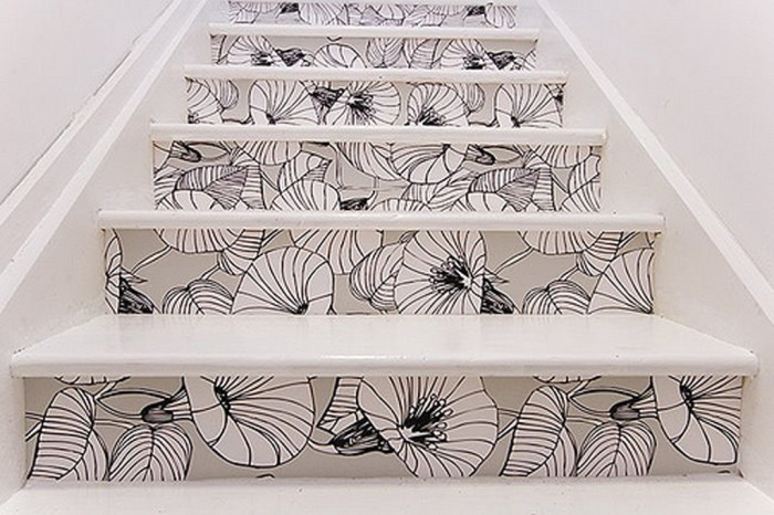 floral-wallpaper-stairs-design Turn Your Old Staircase into a Decorative Piece