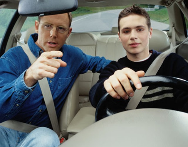 parents-teaching-teen-drivers 8 Tips To Have A Successful Teenage Life