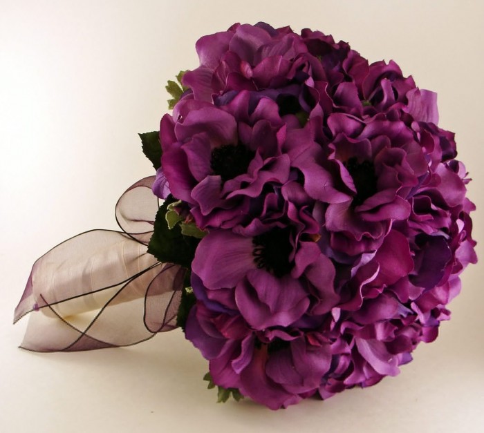 purple-wedding-flower-bouquets-414 10 Inexpensive and Fabulous Spring Gift Ideas