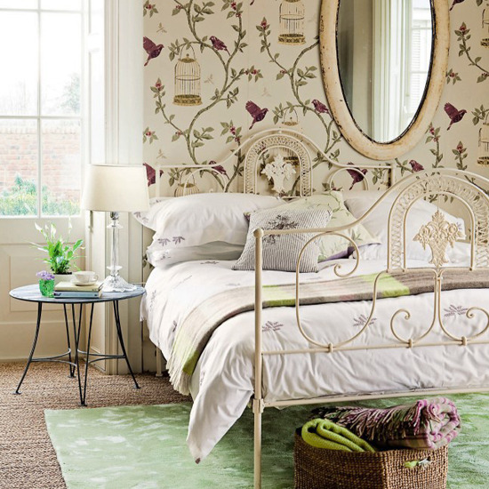 summer-bedroom-design-ideas-vintage-style-bedroom9 17 Wonderful Ideas For Vintage Bedroom Style