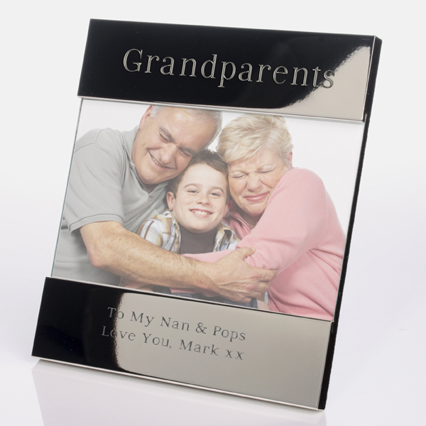 The Best 10 Christmas Gift Ideas for Grandparents 5 600x1000_fitbox-grandparents_shiny_silver_frame_web