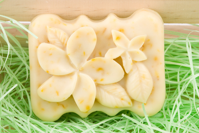 10 Fabulous Homemade Gifts for Your Mom 4 7064handmade_soap