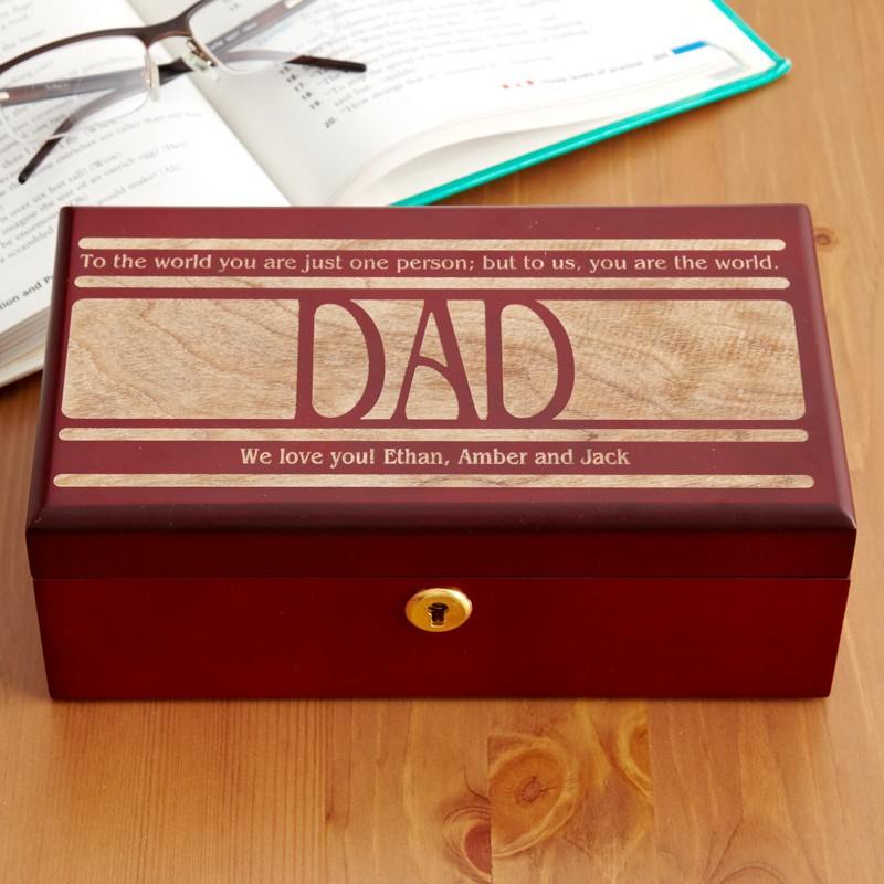 Personalized boxes for your father's stuff