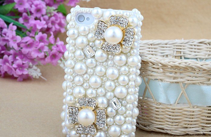 Pearl-diamond-mobile-phone-luxury-cover-for-iphone4-accessories-for-iphone4g-case-for-iphone4s-case-free 50 Fascinating & Luxury Diamond Mobile Covers for Your Mobile