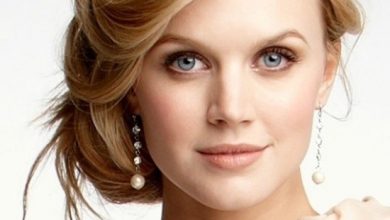 18 Dazzling & Fabulous Bridal Hairstyles for Your Wedding 158 The Natural Style of The Bride For Their Wedding a Hairstyle And Natural Makeup 18 Dazzling & Fabulous Bridal Hairstyles for Your Wedding - 158